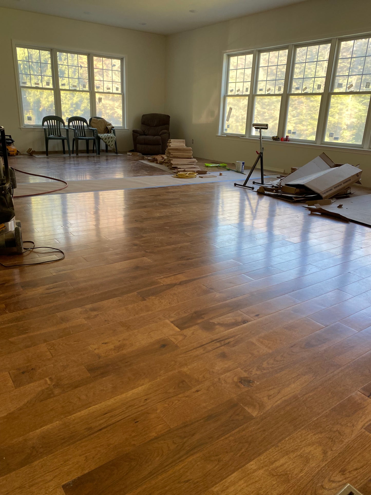 5" Prefinished Solid Hickory Honey Grain