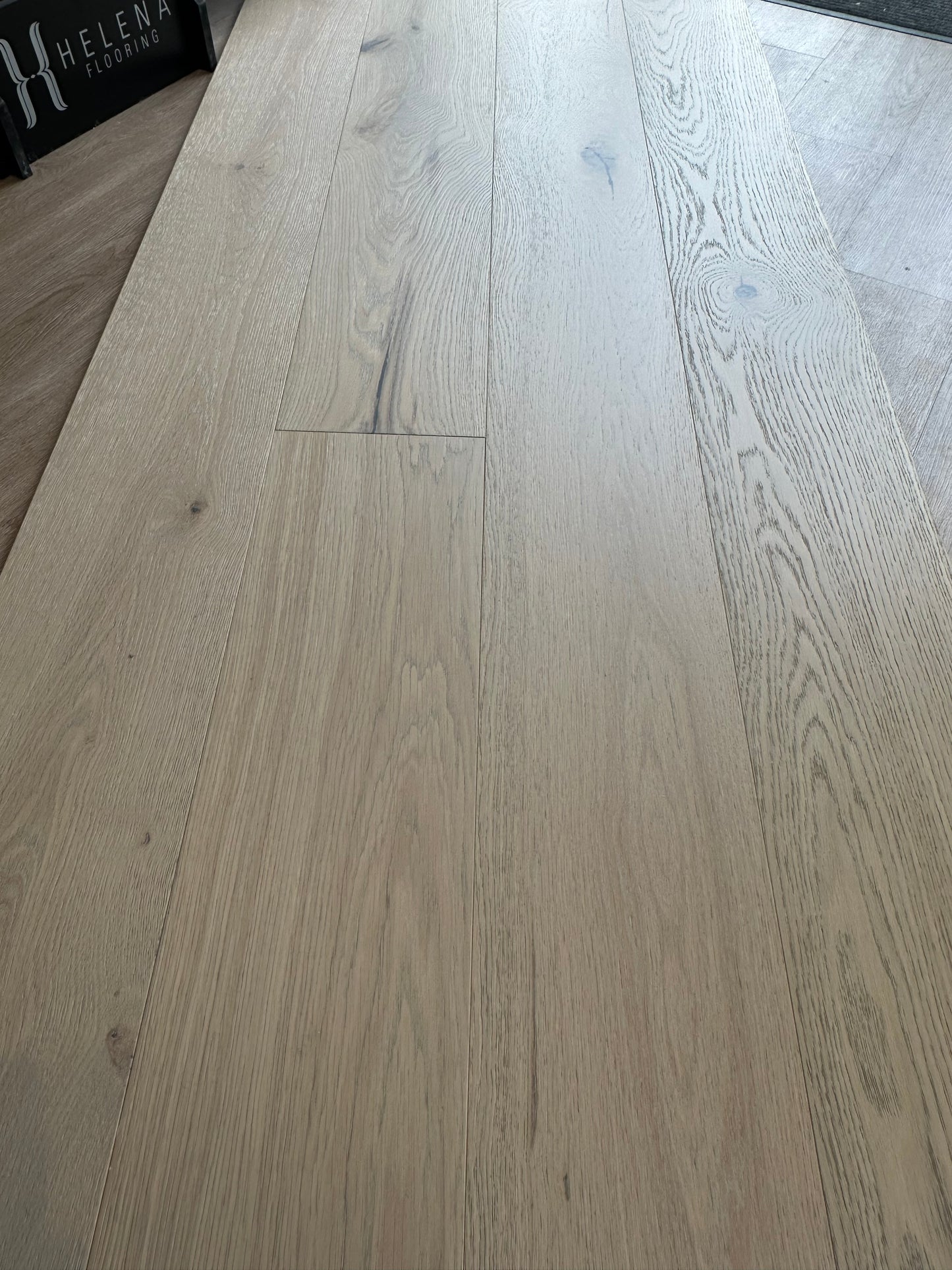 8.6" White Oak Winter Magic