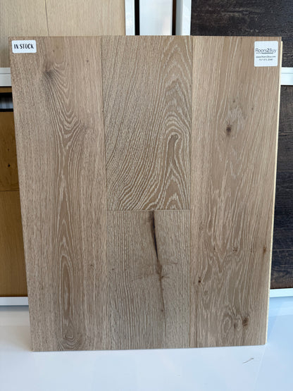 7.5" Expressions White Oak Fresco