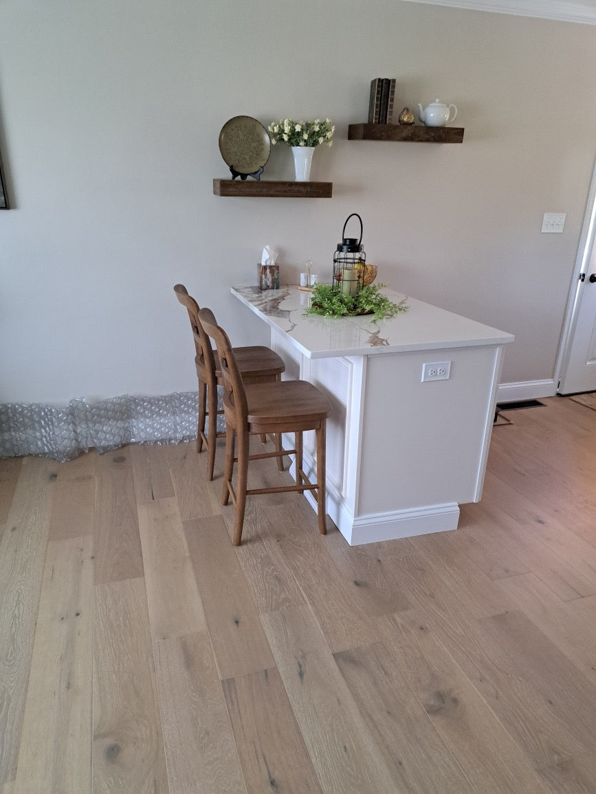7.5" White Oak Sandy Stroll